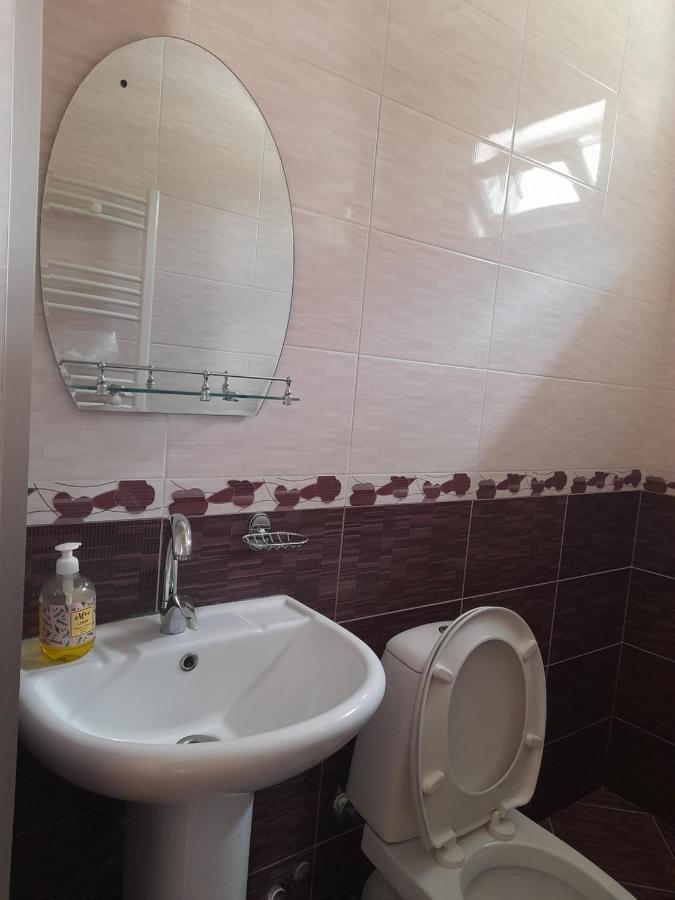 Kera Guest House Kazbegi Ngoại thất bức ảnh